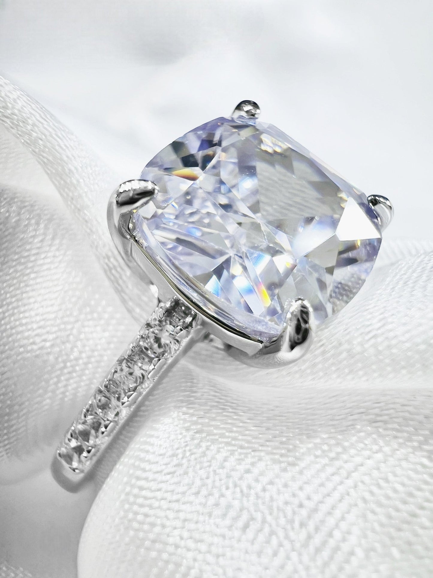 *PRE-ORDER - 925 Sterling Silver Diamond CZ Solitair Pave Band Ring (Choose your plating)