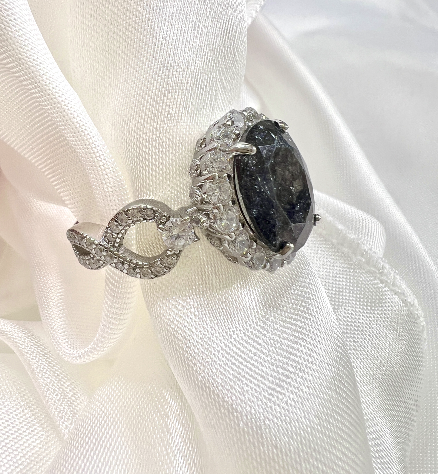 925 Sterling Silver Infinity Oval Cut Black Ice & Diamond Cubic Zirconia Ring