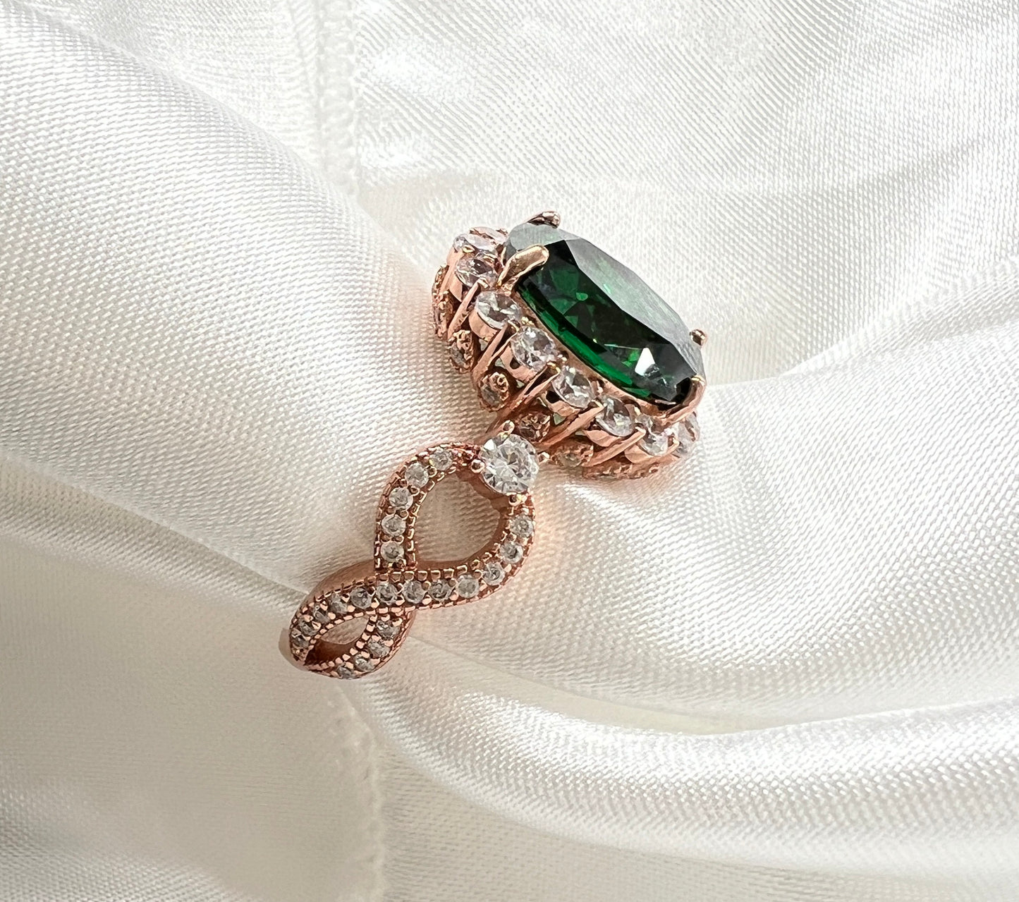 925 Sterling Silver Infinity Oval Cut Green Emerald CZ Ring - Rose Gold