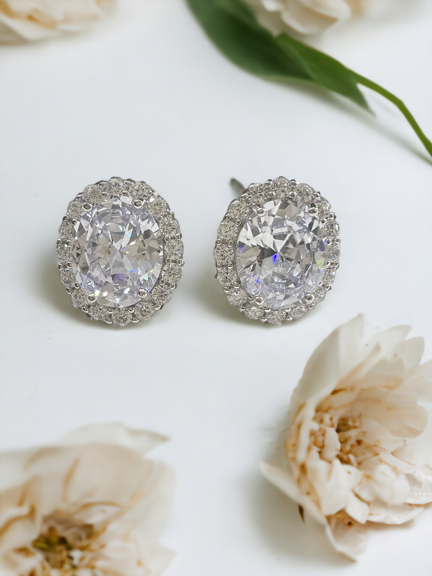 925 Sterling Silver Oval Halo Diamond CZ Stud Earrings