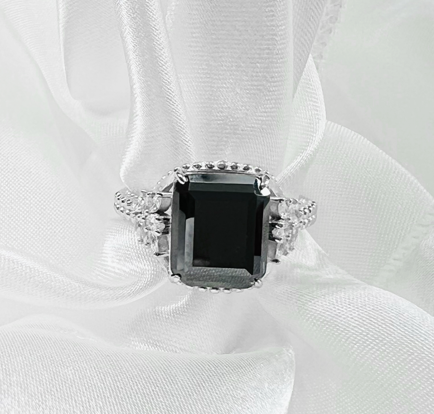Black Onyx Beaded Shank 925 Sterling Silver Ring