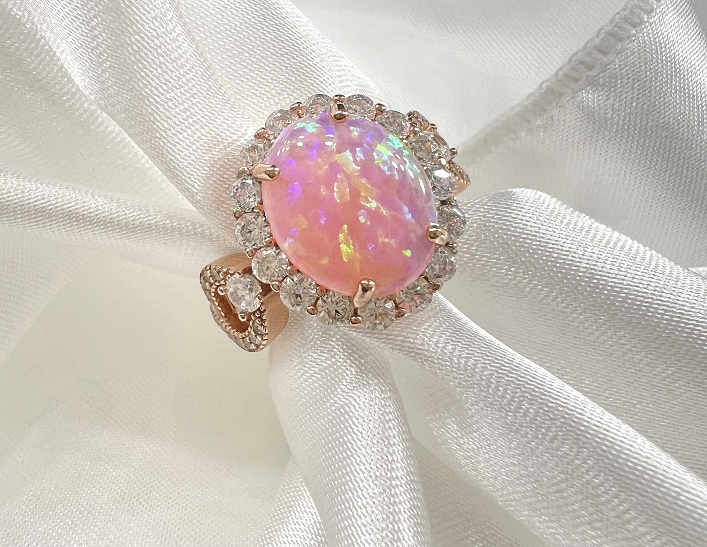 925 Sterling Silver Infinity Oval Cut Lab-Grown Semi Transparant Pink Opal & Diamond CZ - Rose Gold Plated