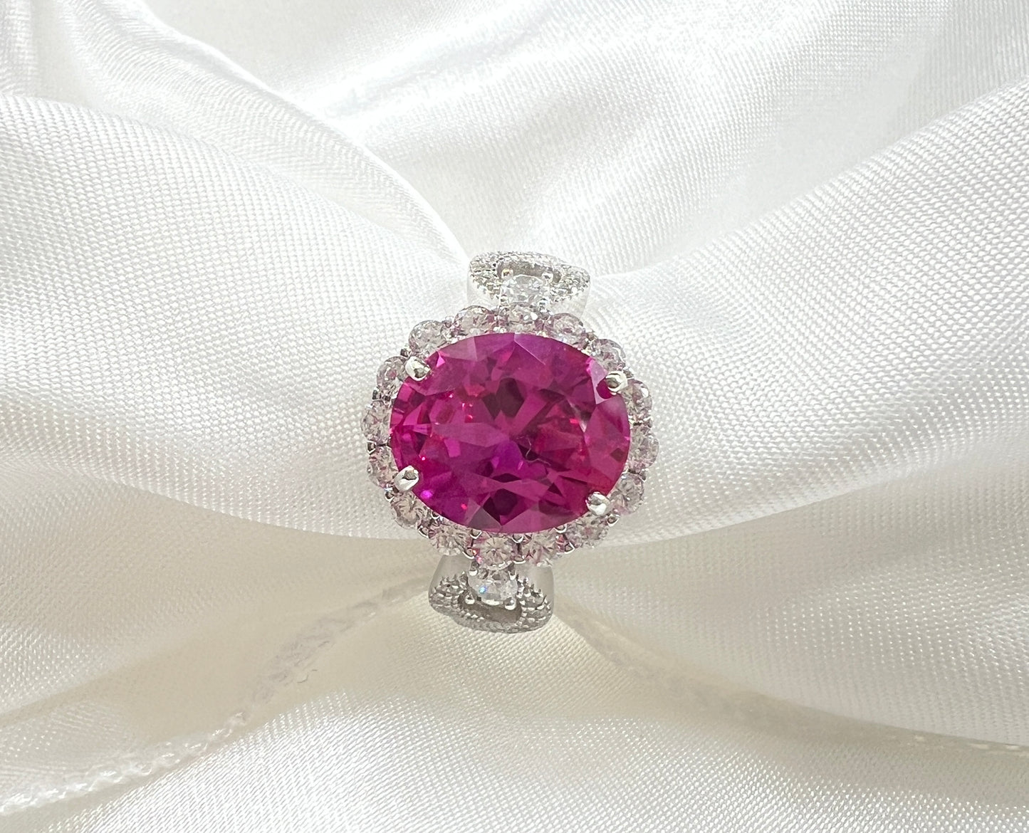 925 Sterling Silver Oval Cut Rose Corundum Infinity Band Ring