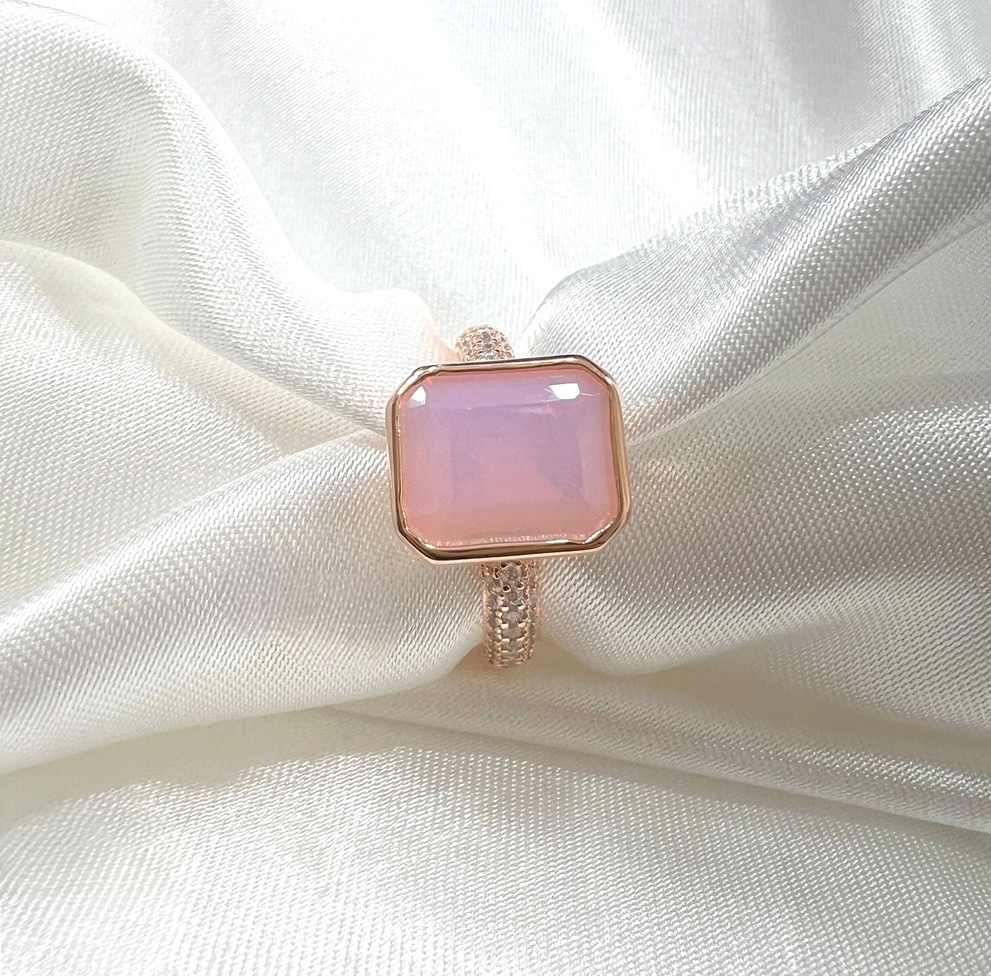 925 Sterling Silver Pink Moonstone Bezel Ring on Rose Gold