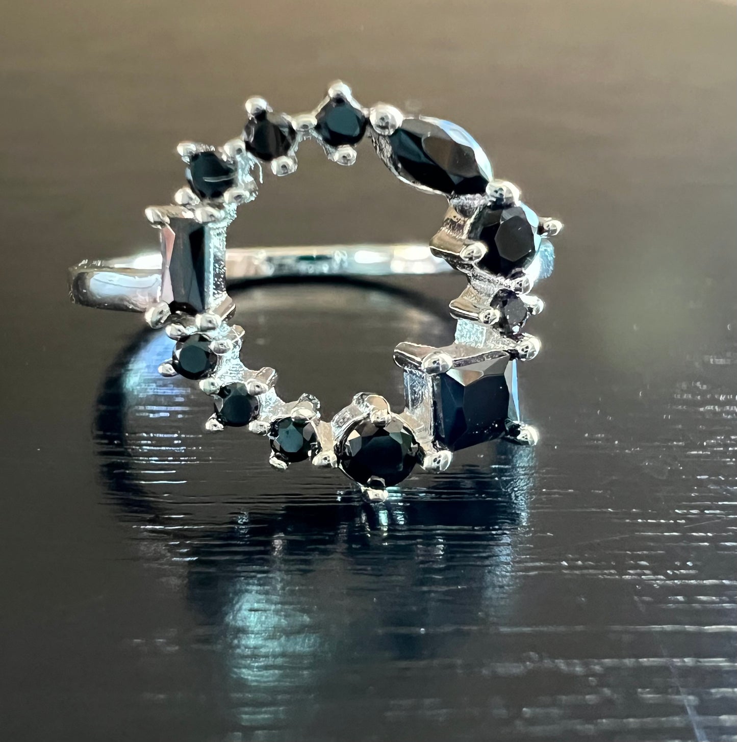 Dainty 925 Sterling Silver Black Onyx Geometric Cluster Band Open Circle Ring