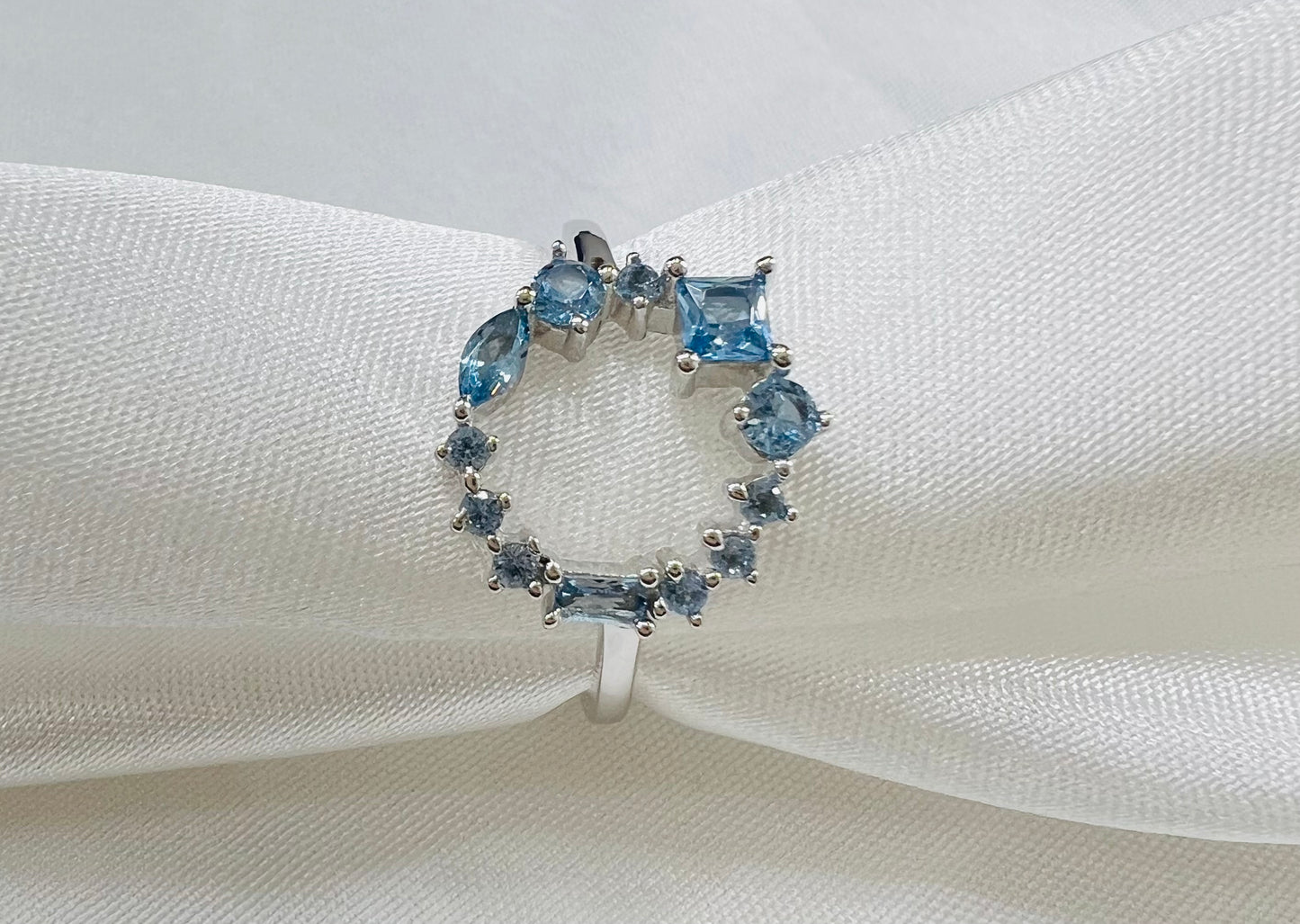 Dainty 925 Sterling Silver Turquoise Nano Crystal Geometric Cluster Band Open Circle Ring