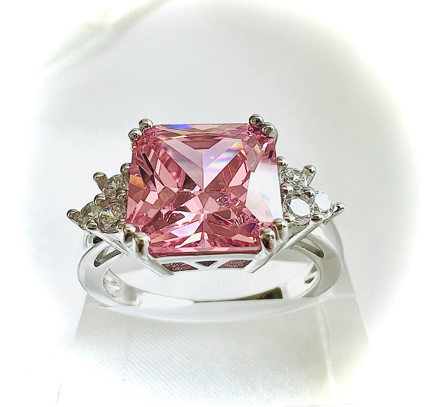 Elegant 925 Sterling Silver Pink Cubic Zirconia Ring